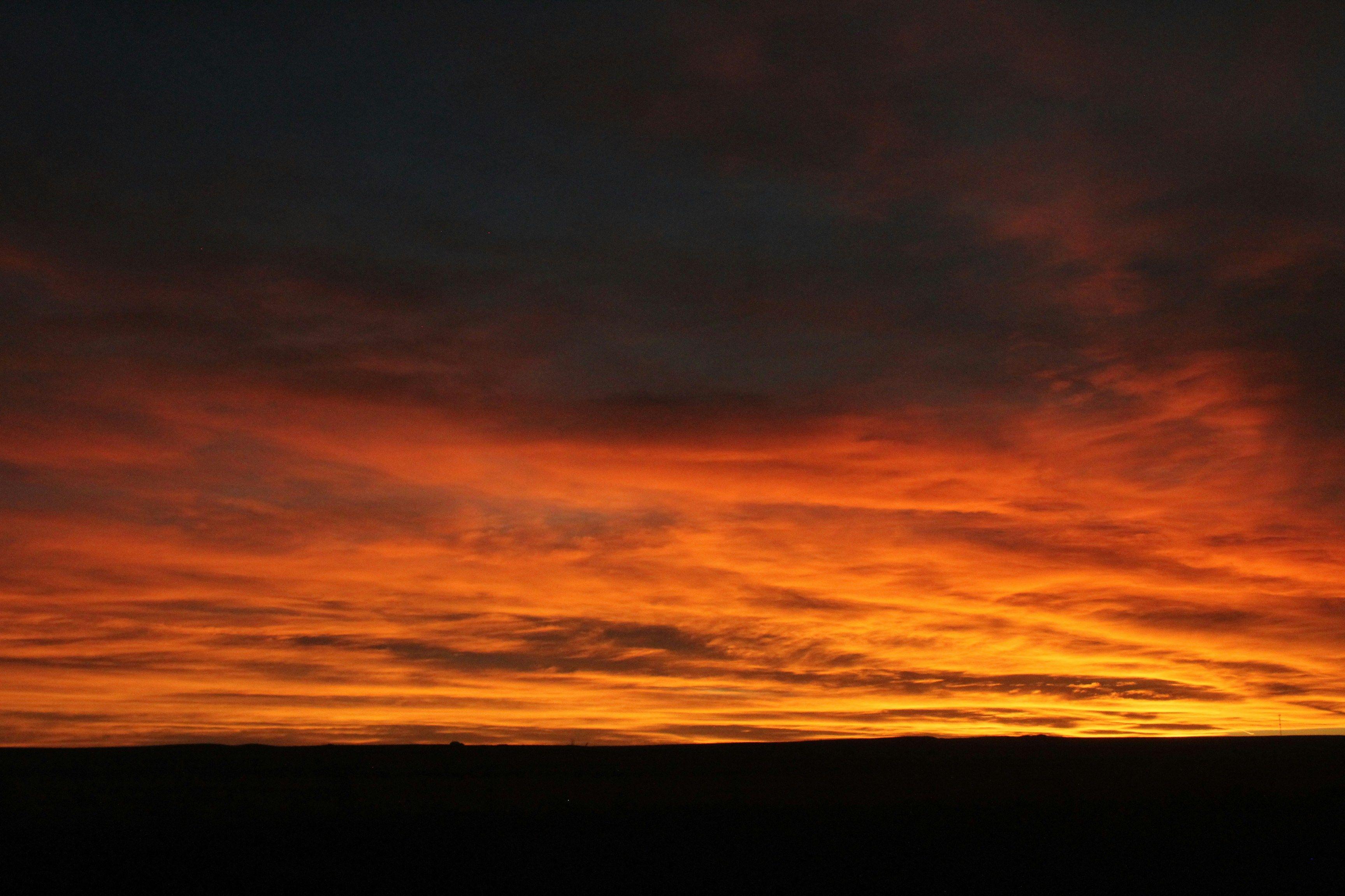 Is “Red Sky at Night, Sailor’s Delight; Red Sky in Morning, Sailor’s Warning” True or Just a Myth?